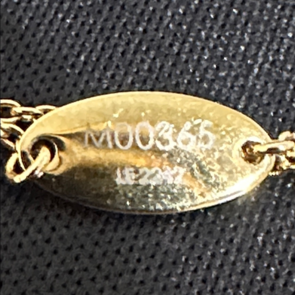Louis Vuitton Gold Tone Monogram Flower Pendant Necklace - Picture 8 of 12